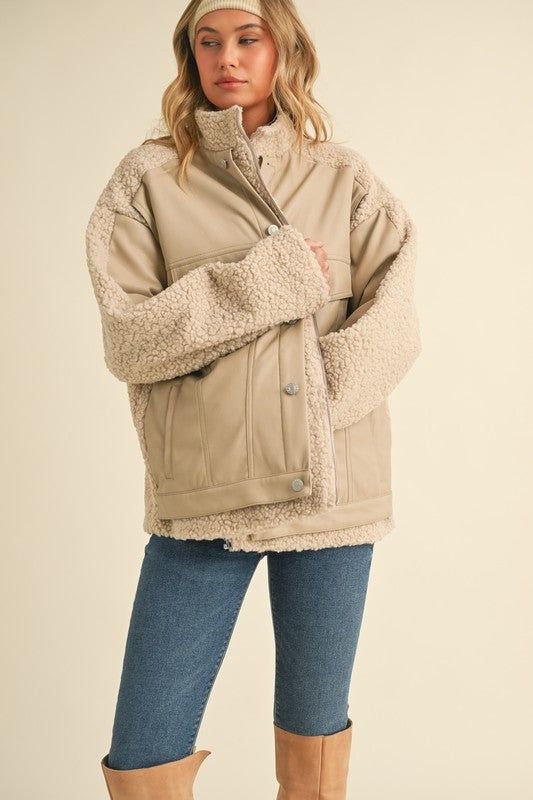 Aspen Sherpa Jacket – Trendy and Tipsy