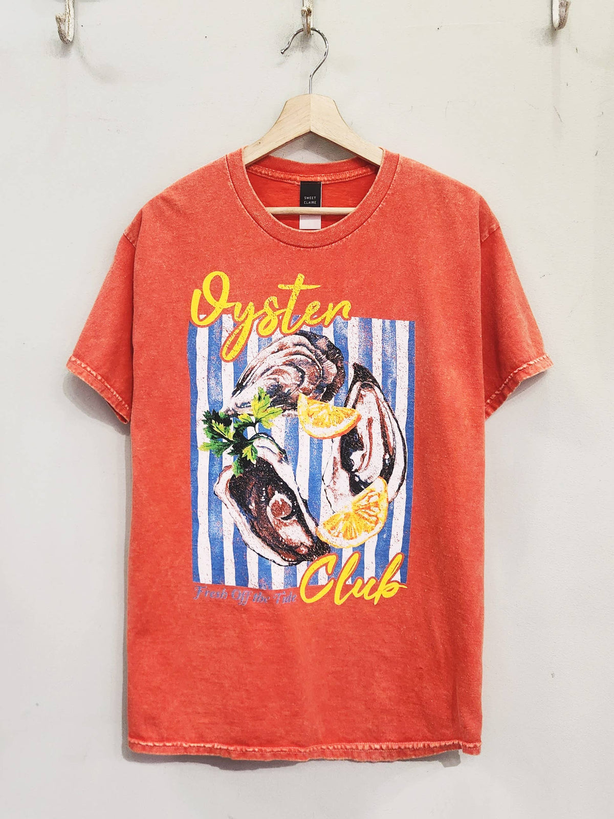 Oyster Club Tee – Trendy and Tipsy