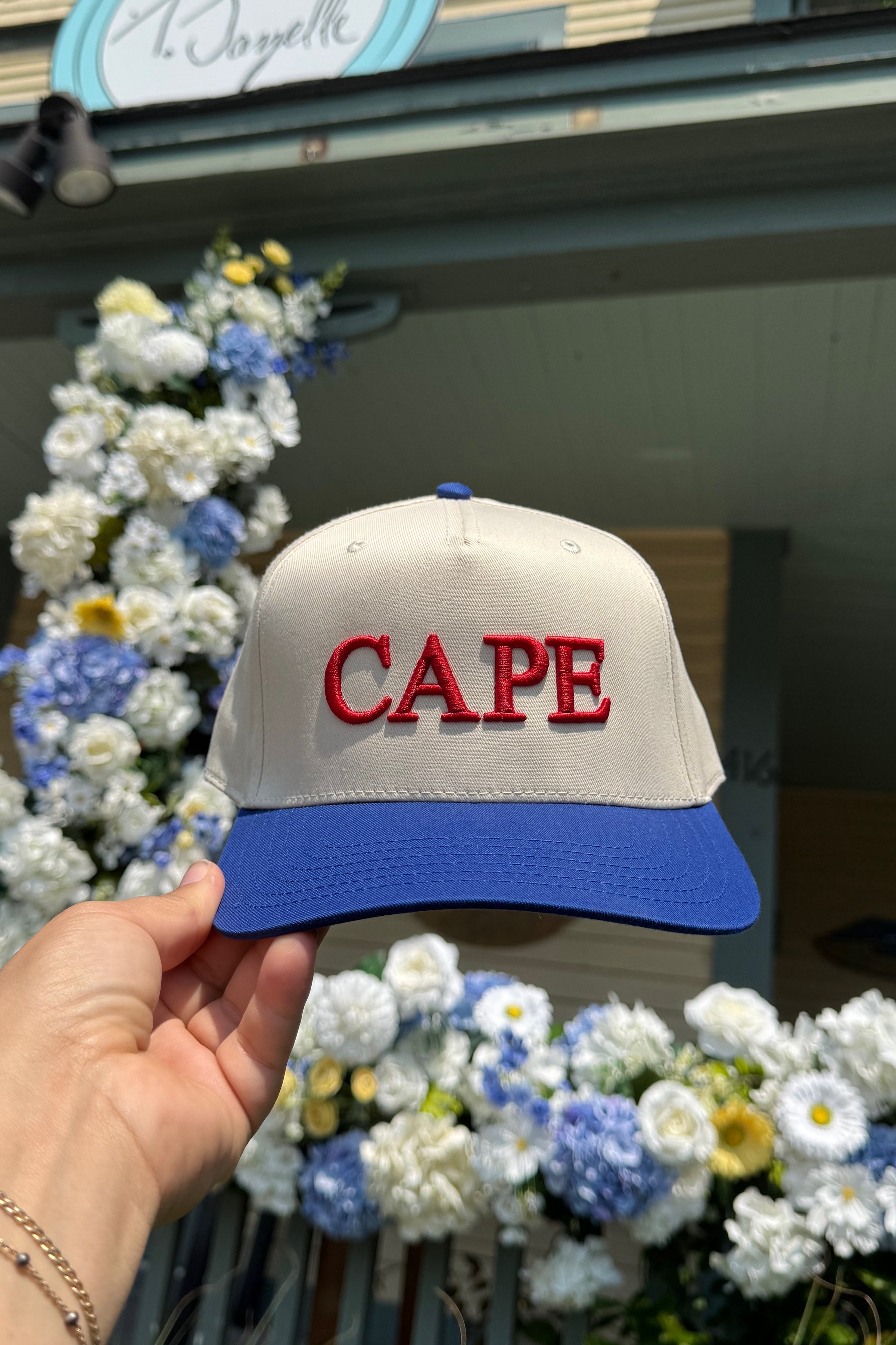 Cape Two Tone Hat