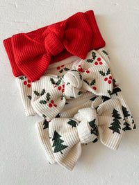 Mistletoe Holly Knot Bow