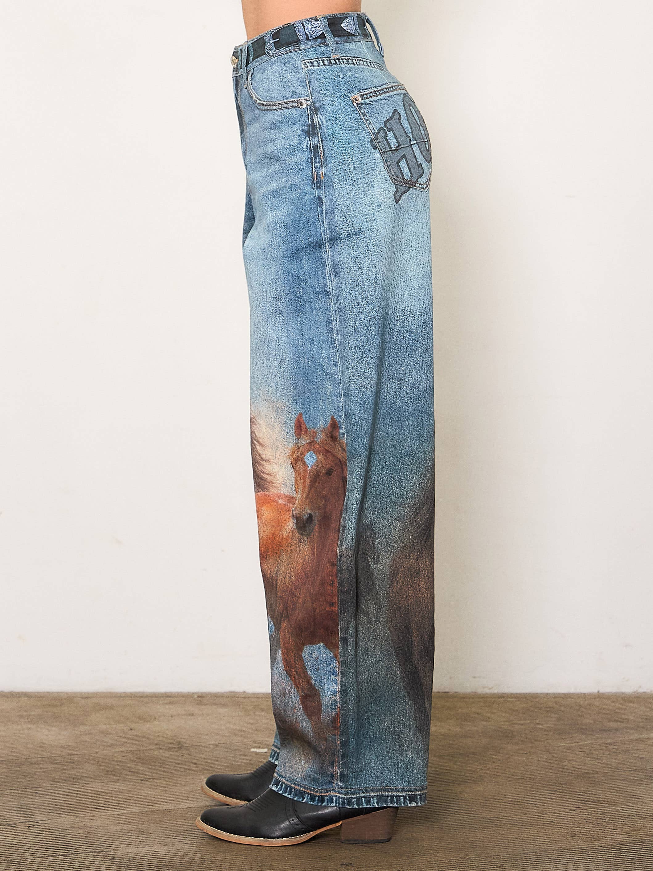 Howdy Horse Baggy Jeans