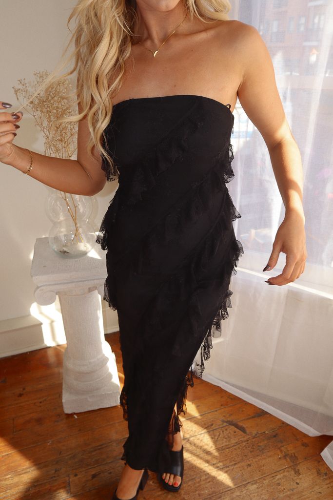 Isabella Ruffle Lace Maxi Dress - Black