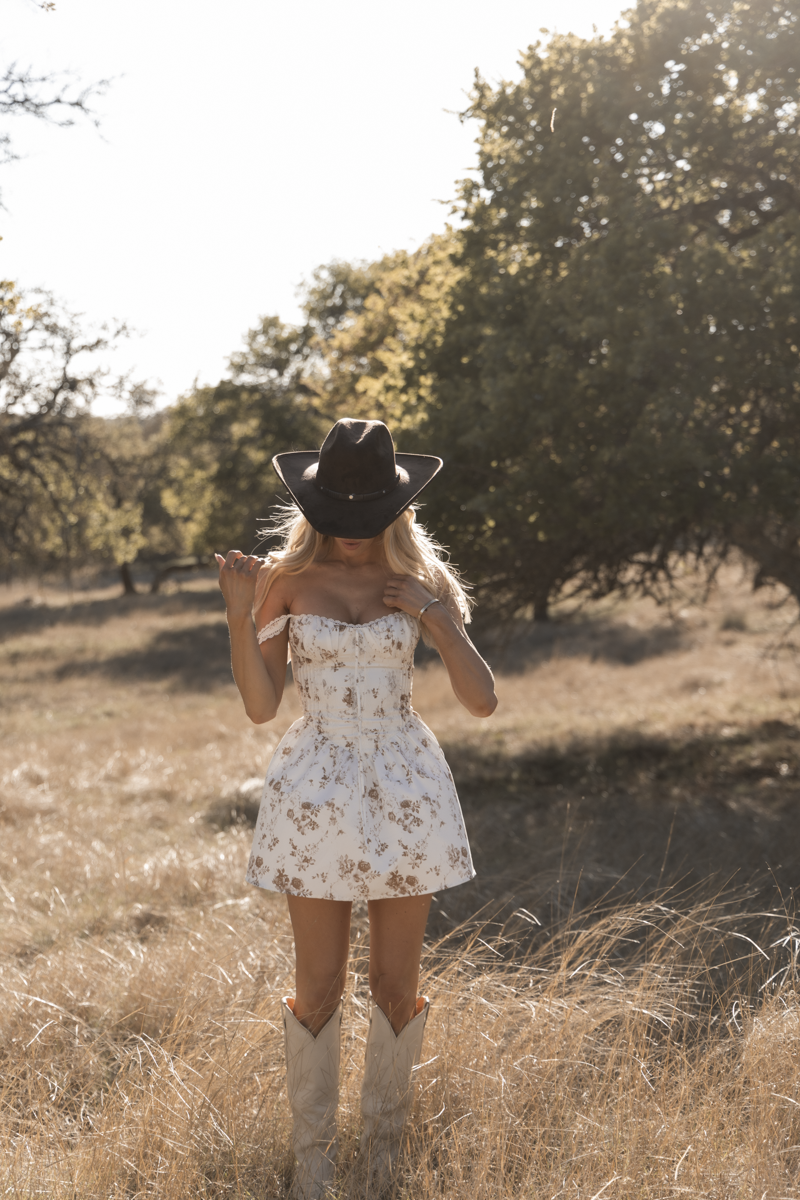 Dara Floral Corset Mini Dress: White Brown Pre-Order Large Dara Floral Corset Mini Dress: White Brown Pre-Order Large