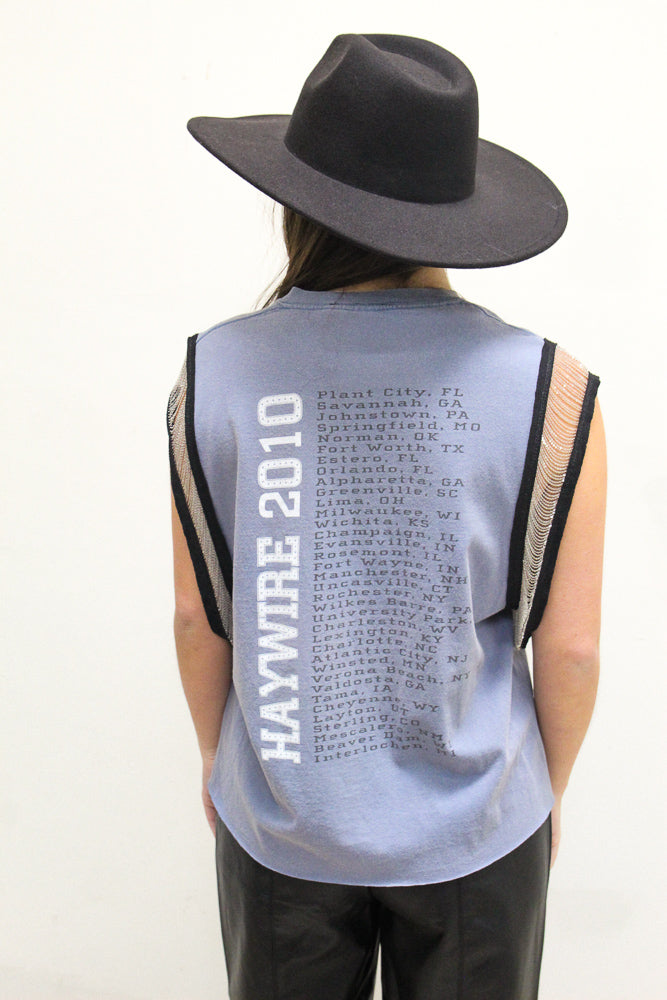 Double-Sided Chain Tank