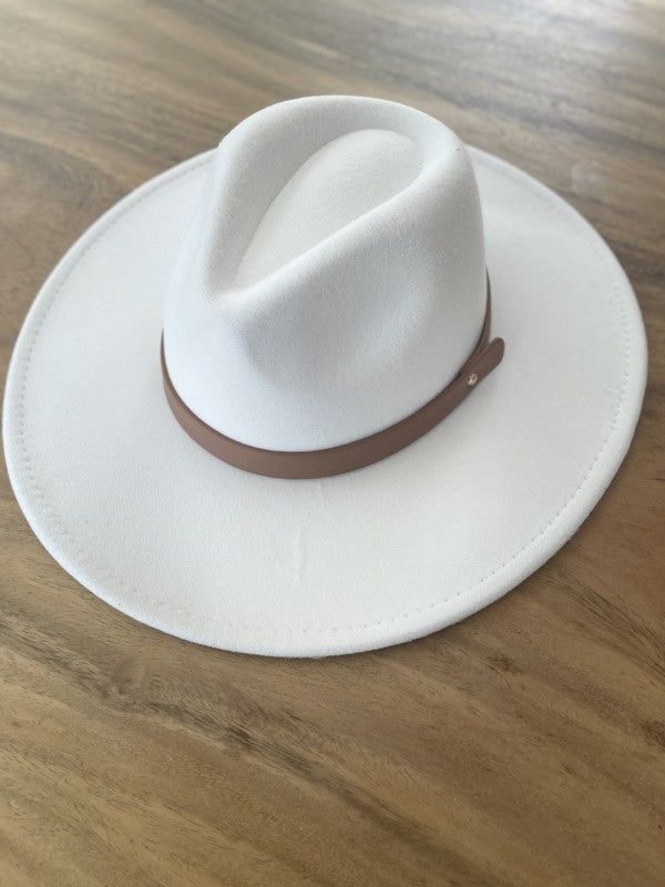 Dandy Panama Hat With Belt